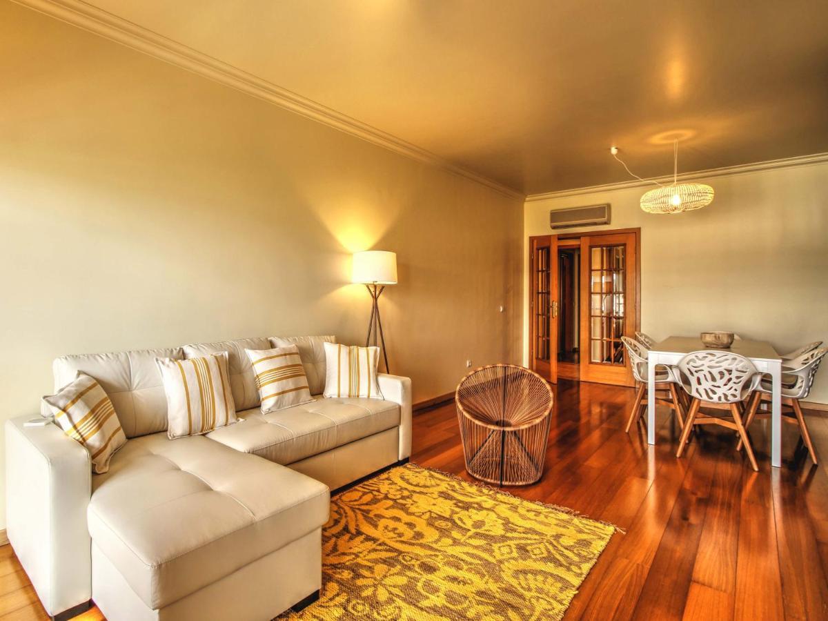 Balcony With View, Private Garage, An Elevator Apartment Setubal Exterior photo
